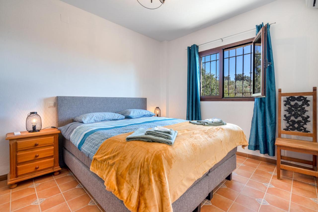 Hacienda La Buena Vida B&B En Appartementen Casita La Bruja Algarinejo 외부 사진